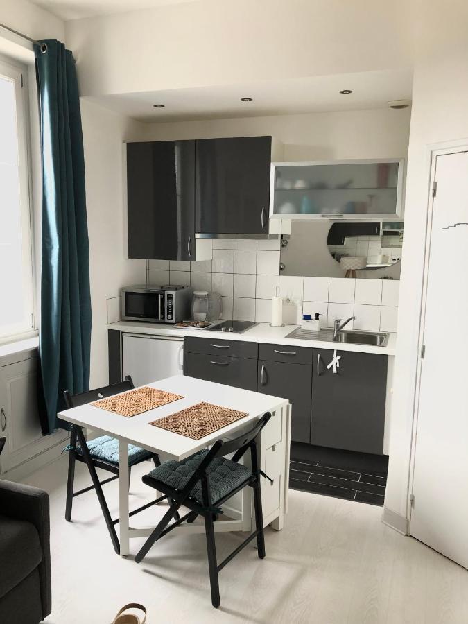 Studio lumineux Saint-Ideuc à 1km de la plage Extérieur photo